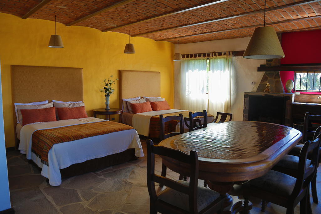Hotel Villa Cassis Тапальпа Номер фото