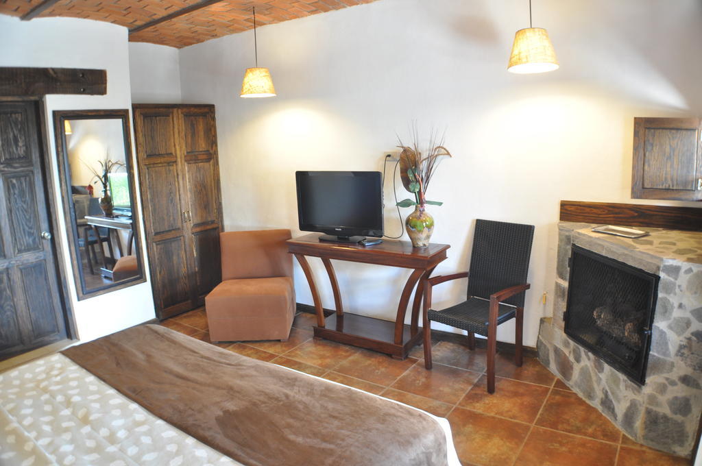 Hotel Villa Cassis Тапальпа Номер фото