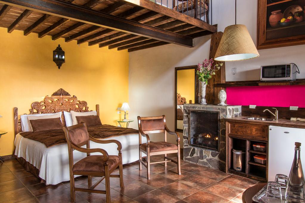 Hotel Villa Cassis Тапальпа Екстер'єр фото